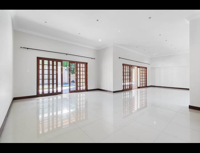 5 BEDROOM HOUSE FOR SALE IN BRYANSTON